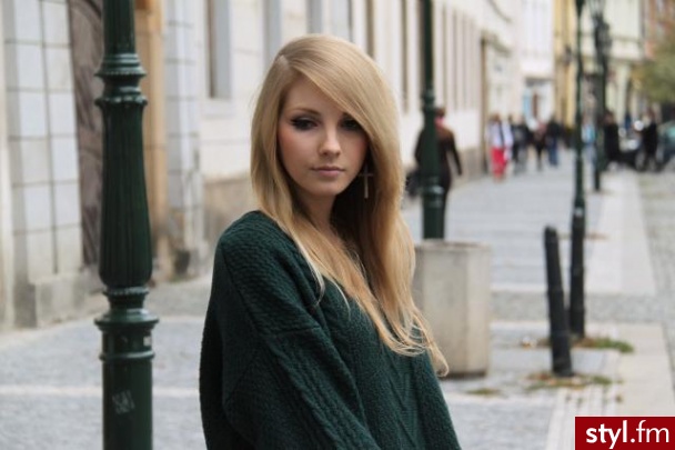 Średnie Fryzury