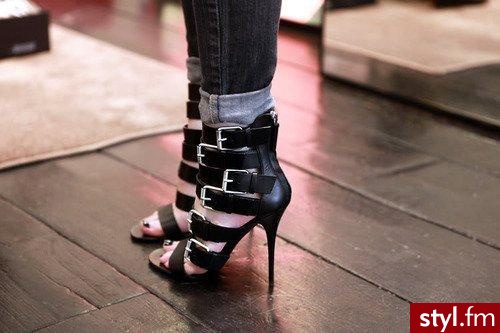 Szpilki Buty Moda
