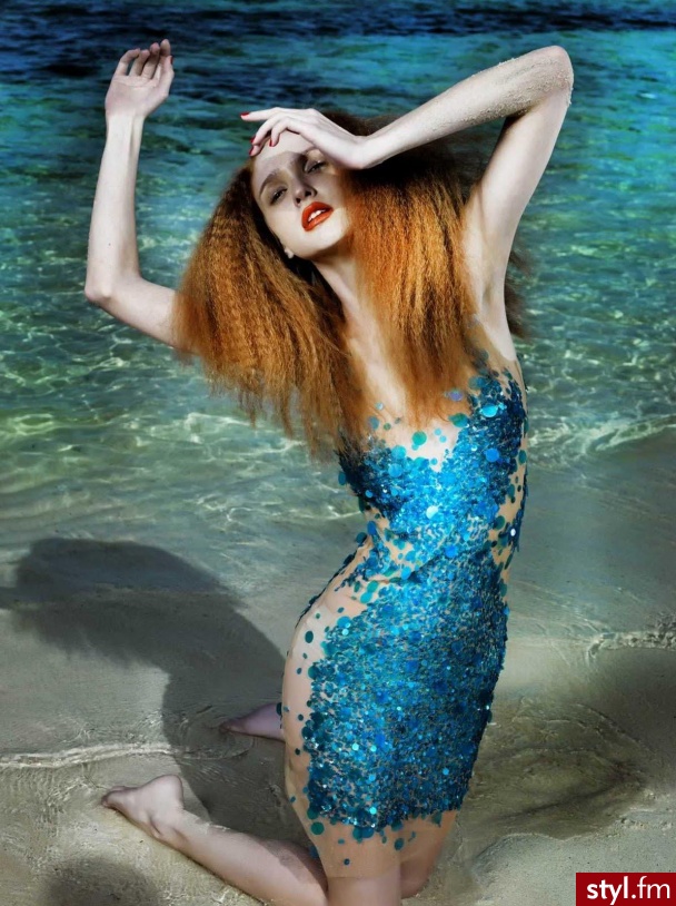 Sukienki Moda