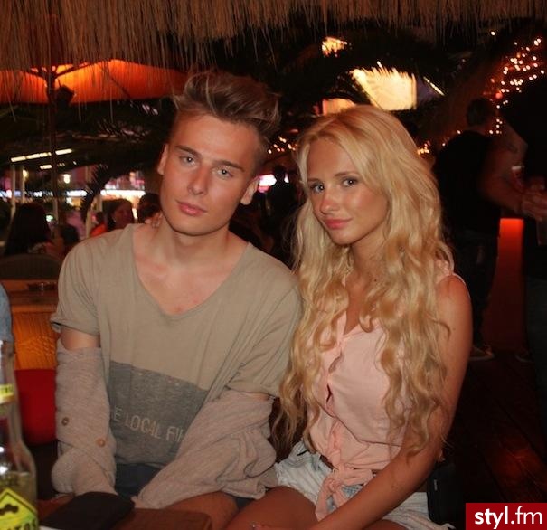Blond Rozpuszczone Kręcone Na co dzień Długie Fryzury
