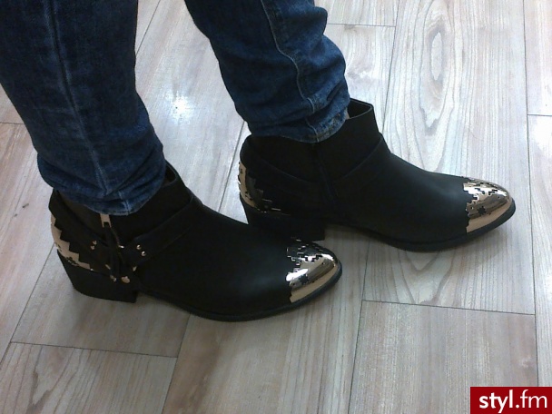 ZApraszam na bloga almikofashion.blogspot.com - Botki Buty Moda