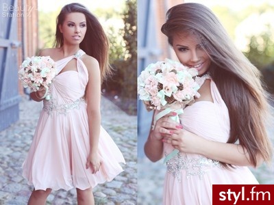 Dodaj opis (max. 250 znaków)http://styl.fm/item/2122102# - Długie Fryzury