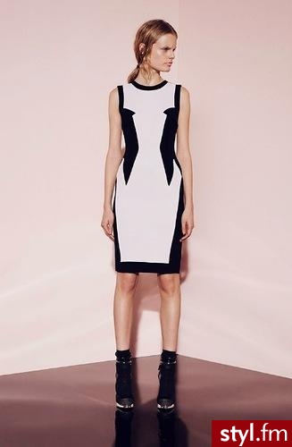 Sukienki Moda