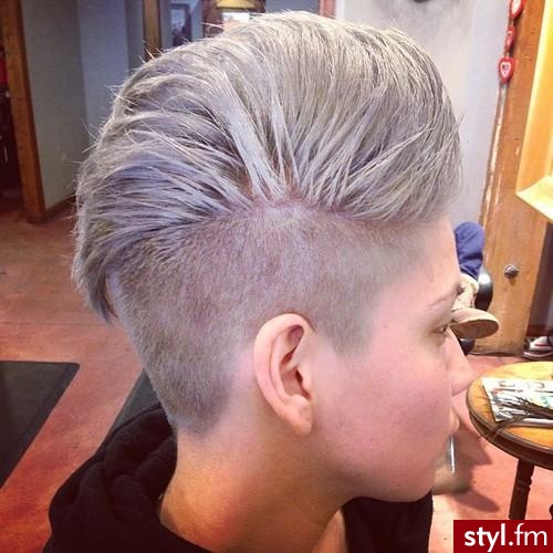 Blond Rozpuszczone Proste Na co dzień Krótkie Fryzury