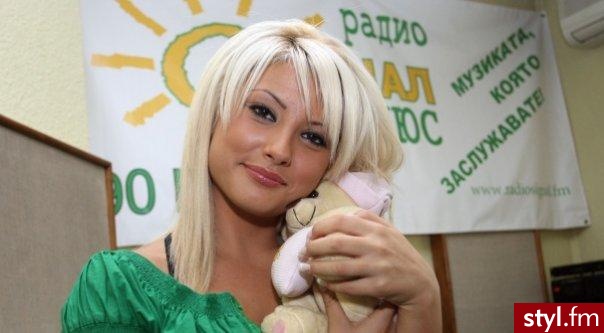 Średnie Fryzury