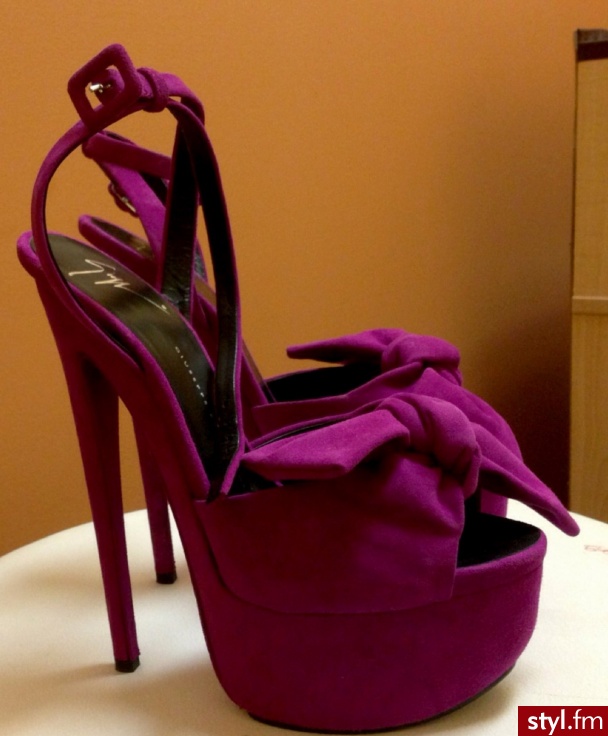 Szpilki Buty Moda