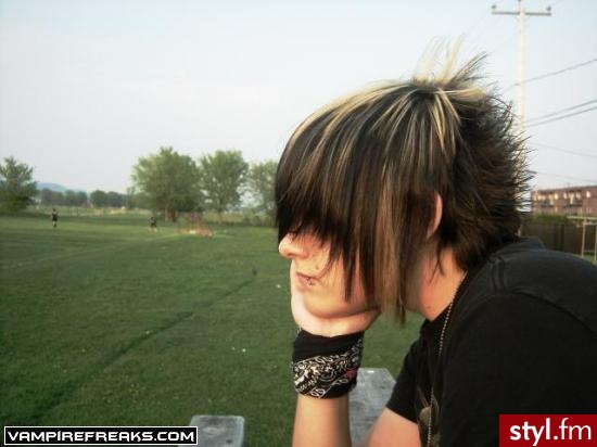 EMO Alternatywne Średnie Fryzury