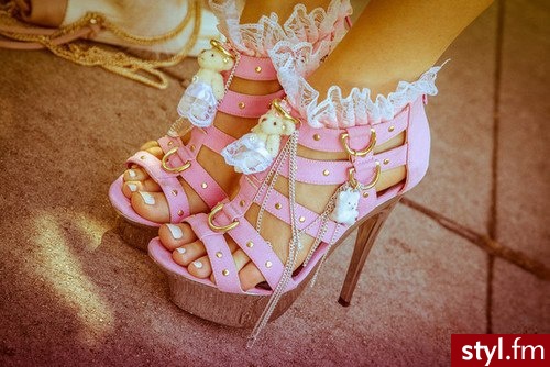 Szpilki Buty Moda