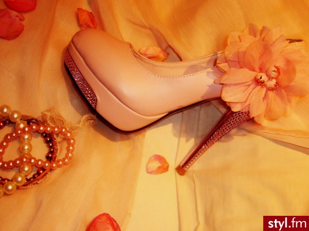 Szpilki Buty Moda