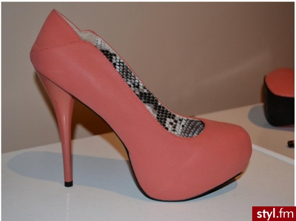 Szpilki Buty Moda
