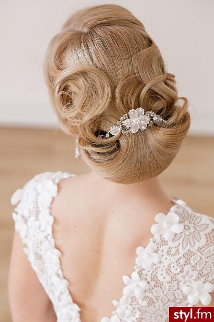 Blond Upięcie Kręcone Ślubne Długie Fryzury