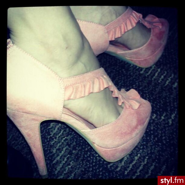 Szpilki Buty Moda