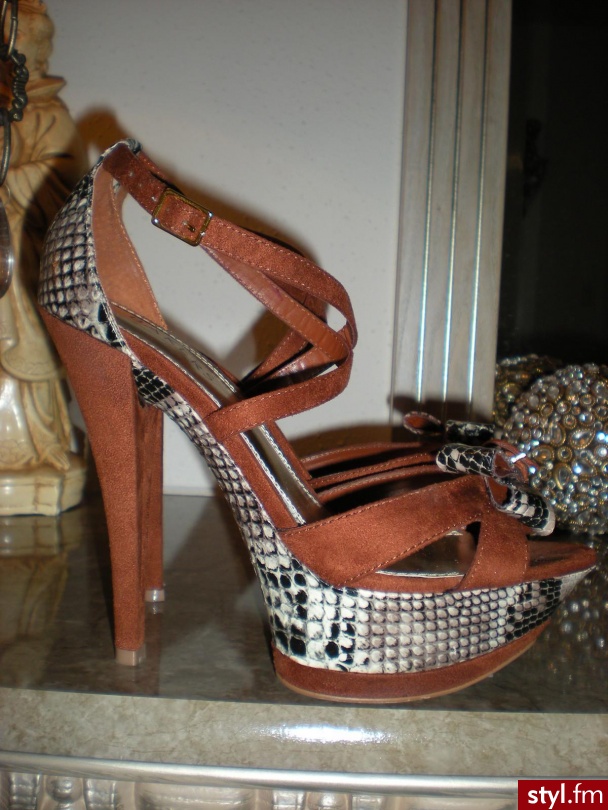 Szpilki Buty Moda