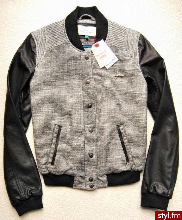 Kurtki Okrycia Moda