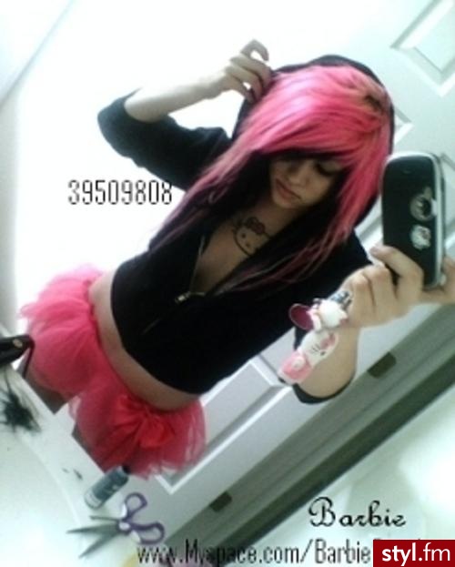 EMO Alternatywne Średnie Fryzury