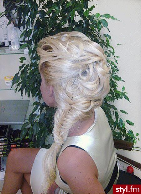 Blond Warkocze Kręcone Wieczorowe Długie Fryzury