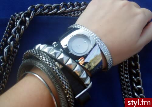 Jeżeli zdjęcie znajduje się już w galerii poproszę o link - Pozostałe Dodatki Moda