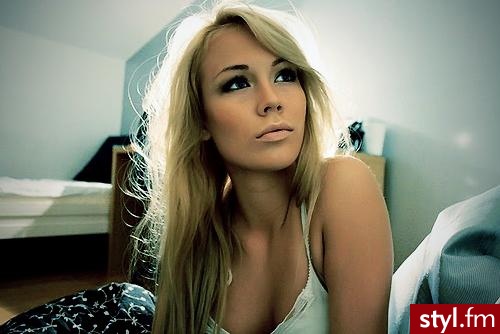 Blond Rozpuszczone Proste Na co dzień Długie Fryzury