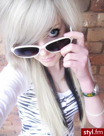 Emo girl - EMO Alternatywne Średnie Fryzury