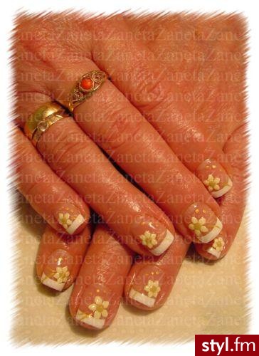 Autor: _Żaneta_ manicure. Autor: <b>_Żaneta_</b><br /> To manicure i pomalowane pazurki naturalne u dojrzalej kobietki ktora sie poczula "umłodzienczona" ;p - Paznokcie