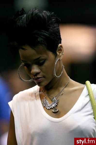 Rihanna -NBA Finals - Moda uliczna Inne Moda