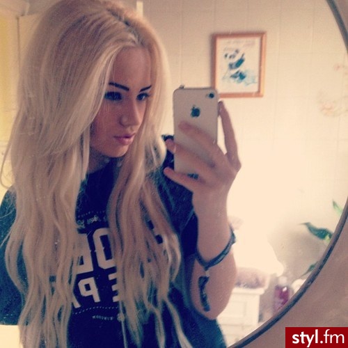 Blond Rozpuszczone Kręcone Na co dzień Długie Fryzury