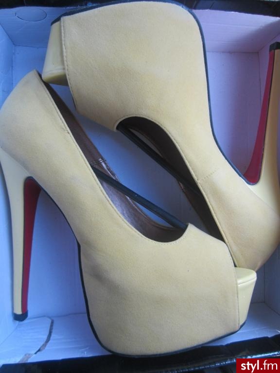 Szpilki Buty Moda