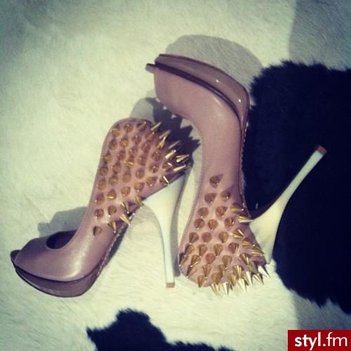 Szpilki Buty Moda