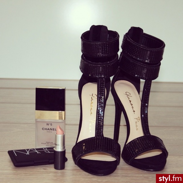 Szpilki Buty Moda