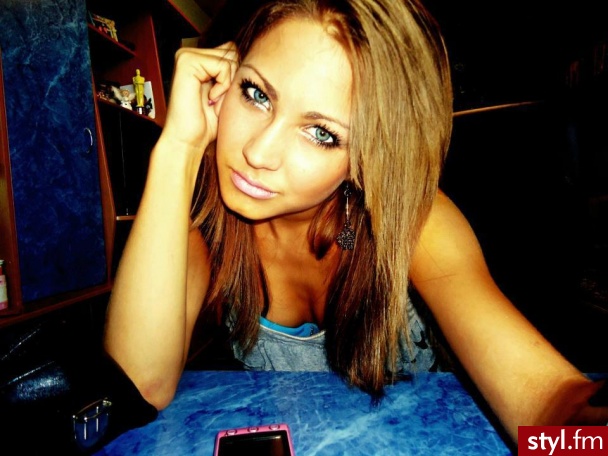 Średnie Fryzury