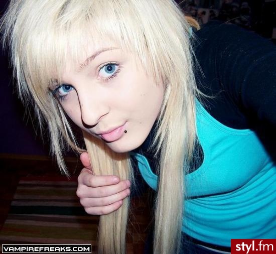 EMO Alternatywne Średnie Fryzury