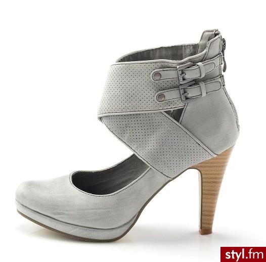 Pozostałe Buty Moda