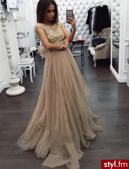 Wieczorowe Sukienki Moda