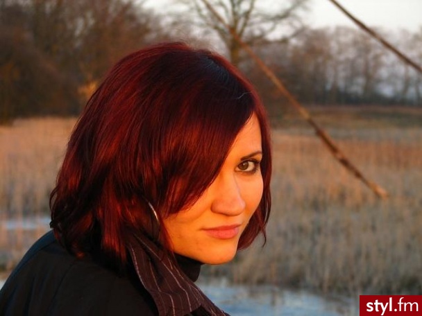 Średnie Fryzury