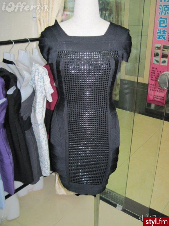 Sukienki Moda