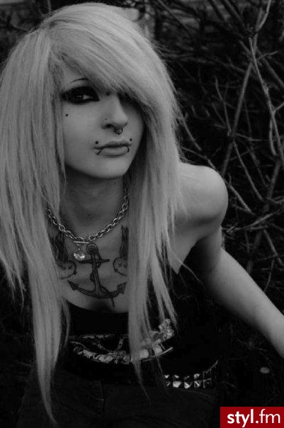 EMO Alternatywne Średnie Fryzury