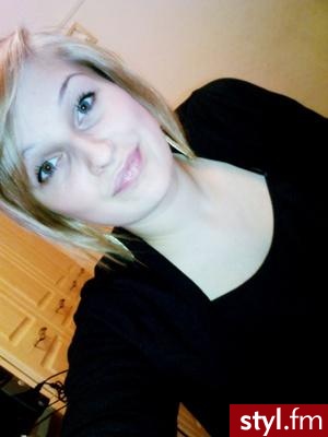 Średnie Fryzury