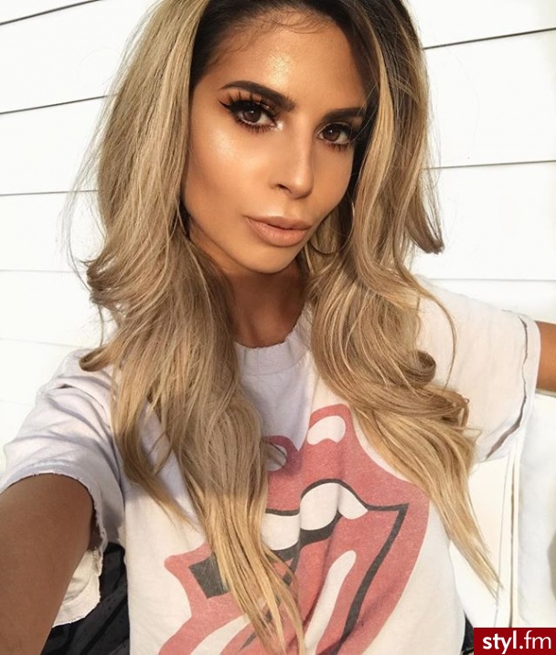 Blond Rozpuszczone Kręcone Na co dzień Długie Fryzury
