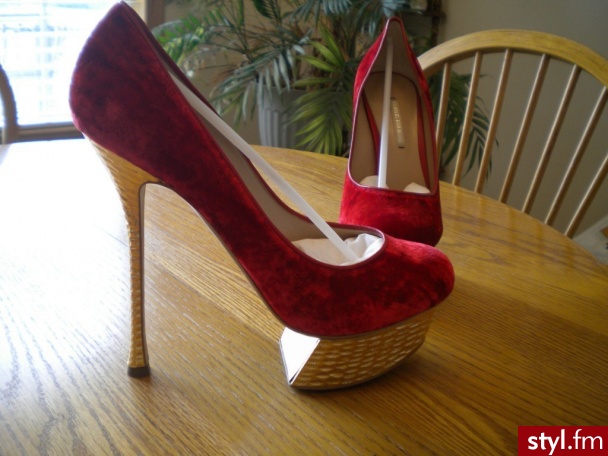 Szpilki Buty Moda