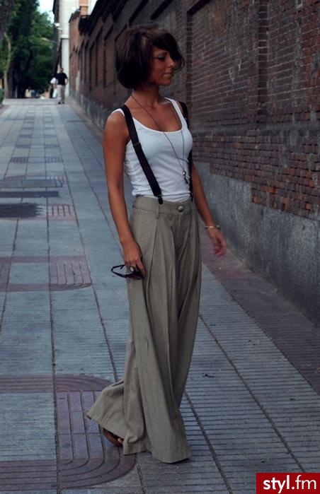 :) - Pozostałe Ciuchy Moda