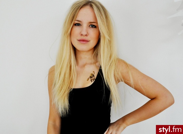 Blond Rozpuszczone Proste Na co dzień Długie Fryzury
