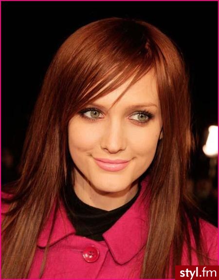 Ashlee. BArdzo łady kolor ;D - Długie Fryzury
