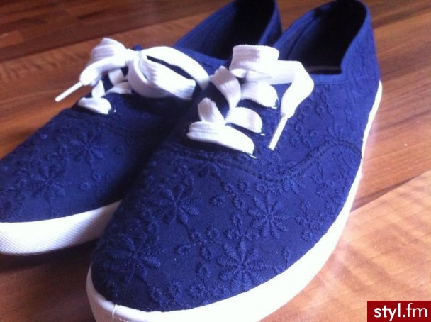 Trampki Buty Moda
