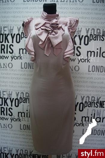 Sukienki Moda