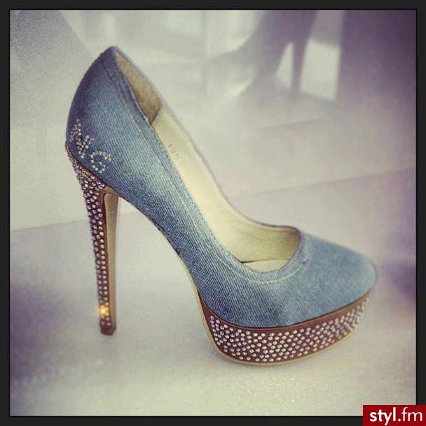 Szpilki Buty Moda