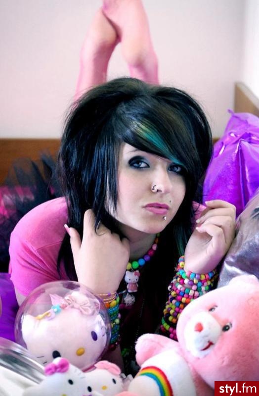 EMO Alternatywne Średnie Fryzury