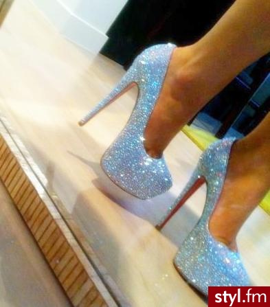 Szpilki Buty Moda