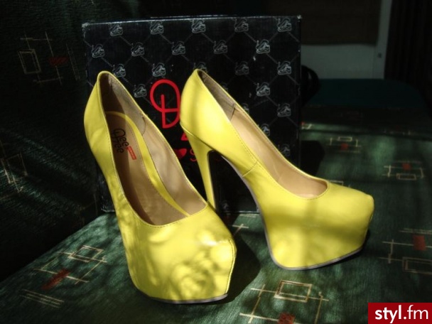 Szpilki Buty Moda