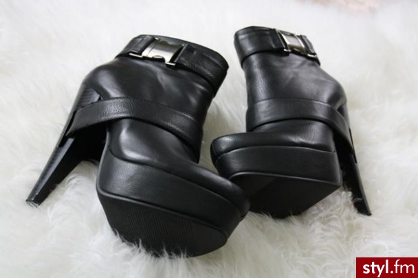 Pozostałe Buty Moda