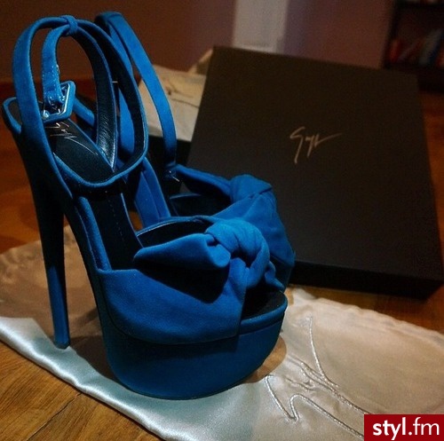 Szpilki Buty Moda